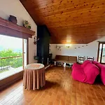 Casa Els Escolls リェス