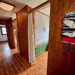別荘 Casa Els Escolls リェス